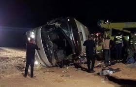 6 وفيات واصابات بتدهور حافلة معتمرين في تبوك