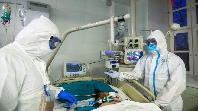 الصحة: وفاة مواطن من الخليل متأثراً بإصابته بفيروس كورونا